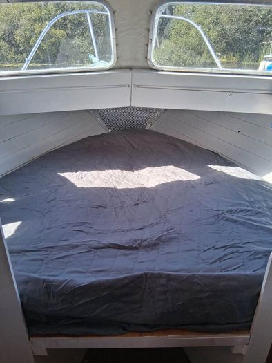 27ft Elysian Centre console