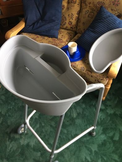 Walking Frame Aid with Buckingham Caddy