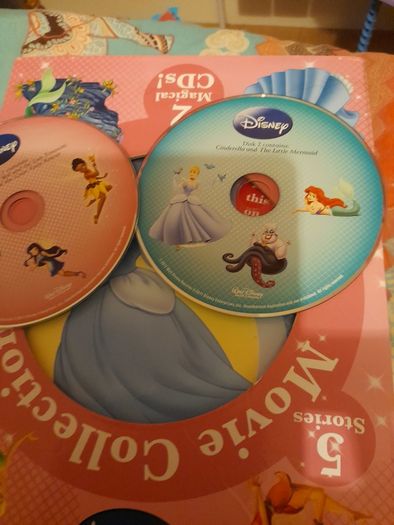 Disney princess book with 2 CD like new