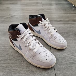 nike air Jordan 1's