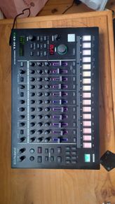 Roland TR8s Drum Machine