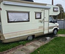 Camper