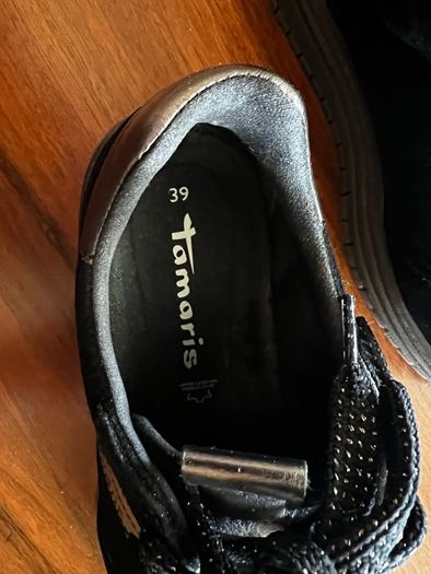 Fab TAMARIS Black Suede FlatForm trainers SIZE 39