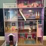 Wooden Floor Standing Dolls House Image 7