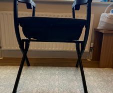 Egg 2 / Egg 3 carrycot stand