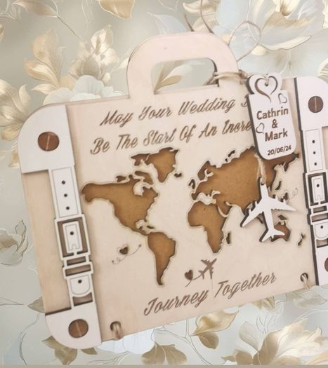Wooden Wedding Card in the shape of a travel suitcase, Inner envelope for monetary wedding gifts