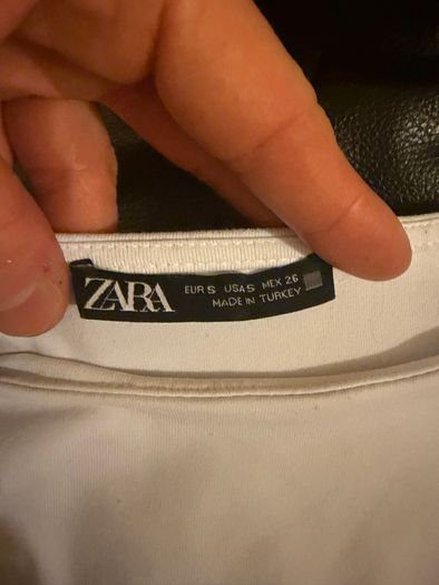 Zara white long-sleeved bodysuit