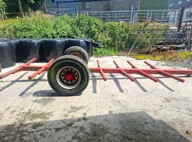 Bale trailer
