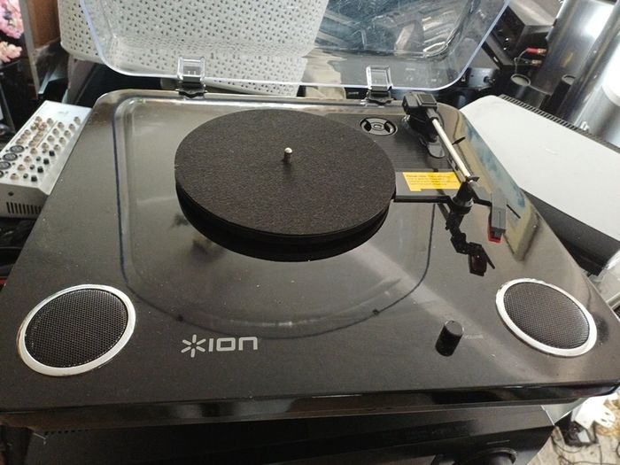 ion turntable