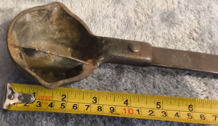 vintage collectable lead ladle ( cast metal)