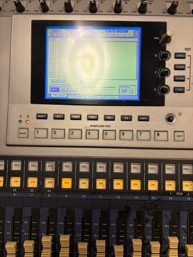 Yamaha AW4416 Professional Audio Workstation + CD-RW Drive