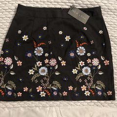 Black Emroidered skirt BNWT
