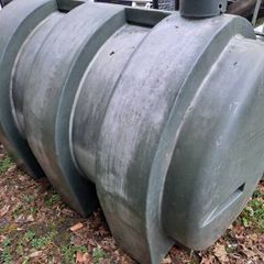 Oil tank