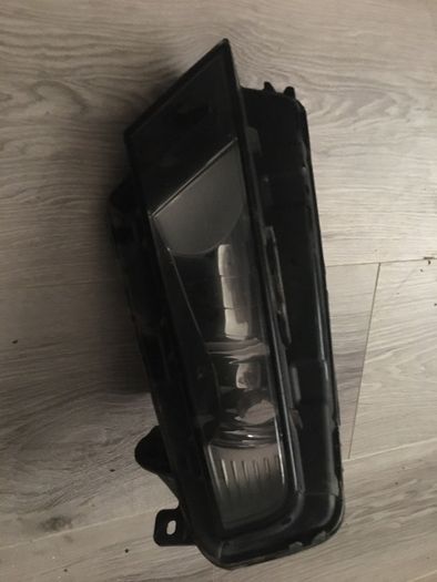 2017-2018 seat leon Facelift spot light grille LH side