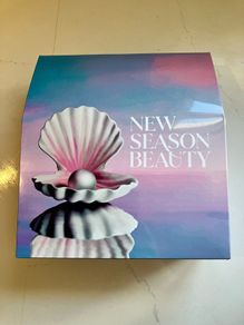 Brown Thomas beauty box value 175e
