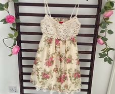 dress Bnwot cream floral mini dress size medium Christina V brand