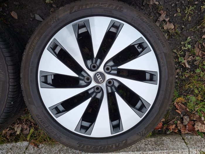 19" Genuine Audi A6 S Line Alloys with tyres