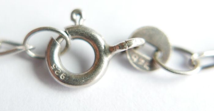 Vintage 925 Sterling Silver Cross Pendant Necklace with Marcasite detail