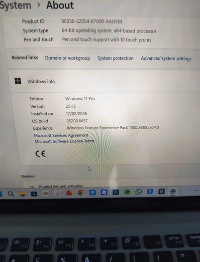 Dell latitude 7400 2 in 1 512GB 16GB RAM Silver Good condition