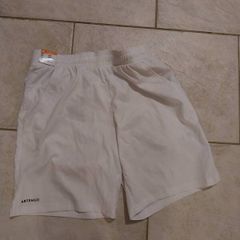 Bnwt size m decathlon