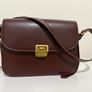 Cross body bag. Shoulder bag. Hand bag. Image 2