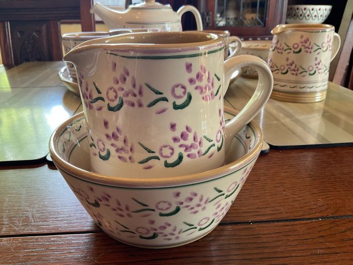 Nicholas Mosse  new  Lavender set  from Washington  creek . A cylinder jug and a bowl
