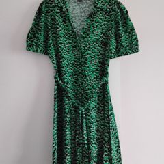 Green dress