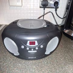 Simple CD player / Radio