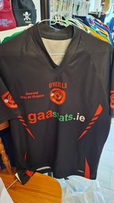 (Tight Fit) Erin's Own Lavey O'Neills Hurling Jersey (Adult Large) FREE POST
