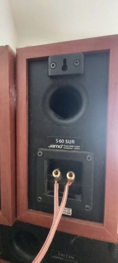 Speakers JAMO