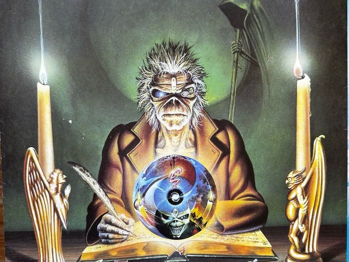 Iron Maiden original 1988 release seventh son of a seventh son in vg+ condition