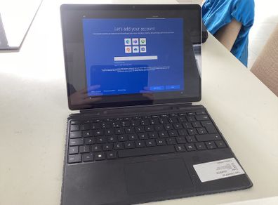 Microsoft Surface Pro 8 (13" / i5 / 8GB / 256GB SSD) Bundle - w/ Keyboard & Charger