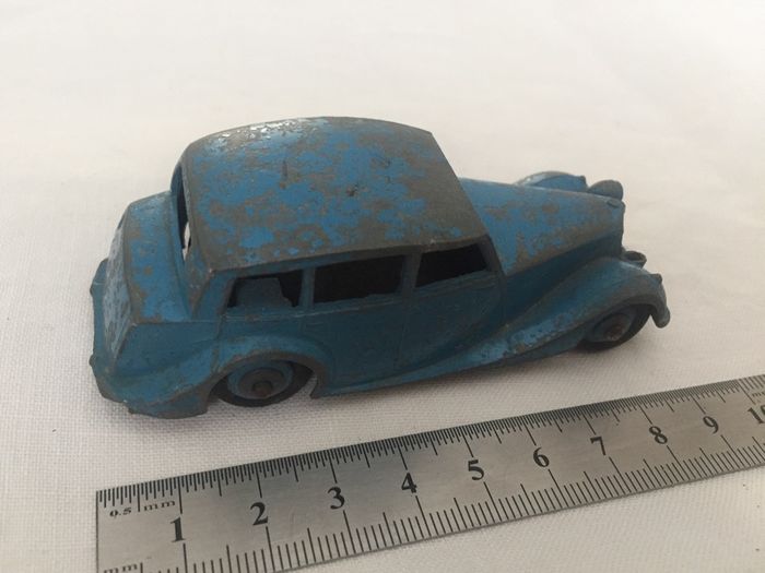 Dinky. 151/40b. Triumph 1800 saloon. c.late 1940s