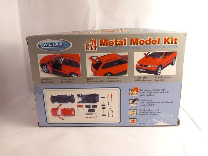 Welly 1/24 Scale Diecast Kit including plastic parts- BMW X5 Blue Diecast  metal model  corgi hot Wheels great gift present kids toys play collectors 8 years  +