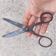 W. Whitney Vintage Forged Tailoring Shears