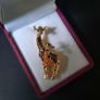 Mama & Baby Giraffe Brooch Badge Animal Wild Life Broach Enamel and Metal Image 4