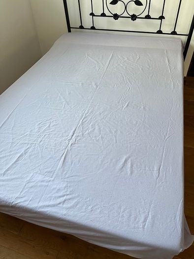 Pre-loved lilac and Cream Fitted sheets