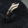 Vintage 9ct Gold Delicate Crossover Ring Image 3