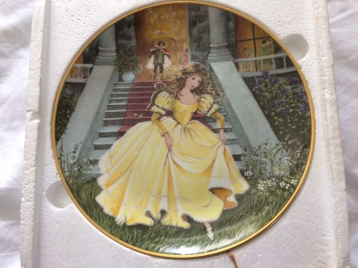 Cinderella Collectible Plate
