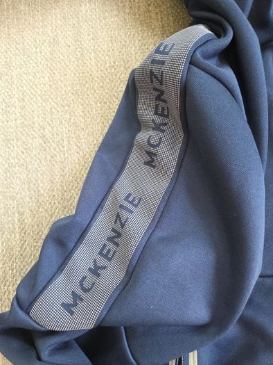 McKenzie navy full zipped hoodie size medium