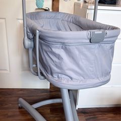 Chicco baby hug 5 in 1 crib