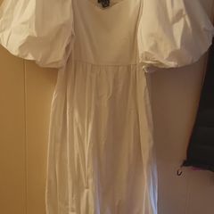 womans dress