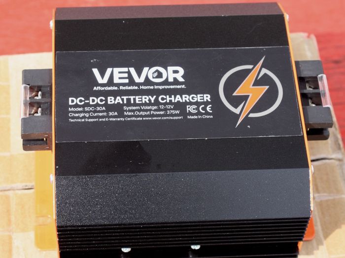 12V DC - 12V DC 30A Battery Charger