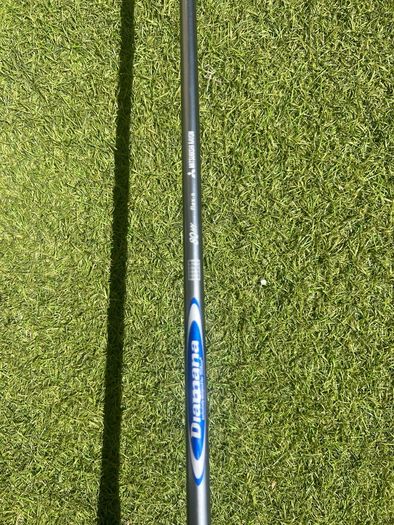 Titleist 909 H hybrid.