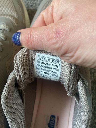 sketchers women