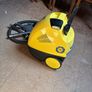 Vacuum cleaner Image 2