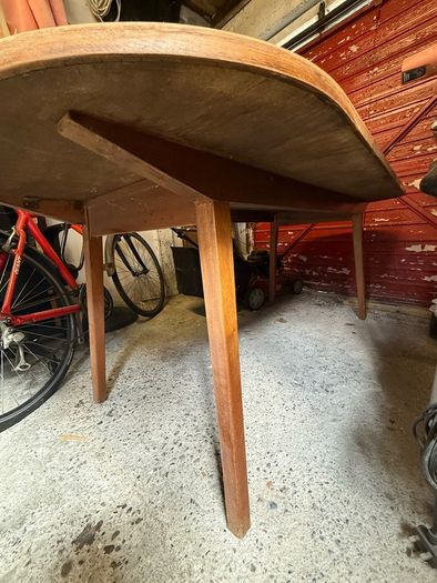 Mid Century Table Chairs Project