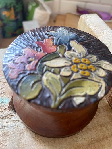 Wooden trinket box