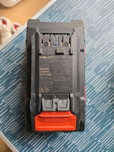 battery hilti