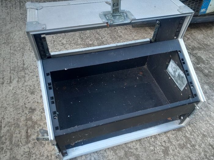 cd mixer case